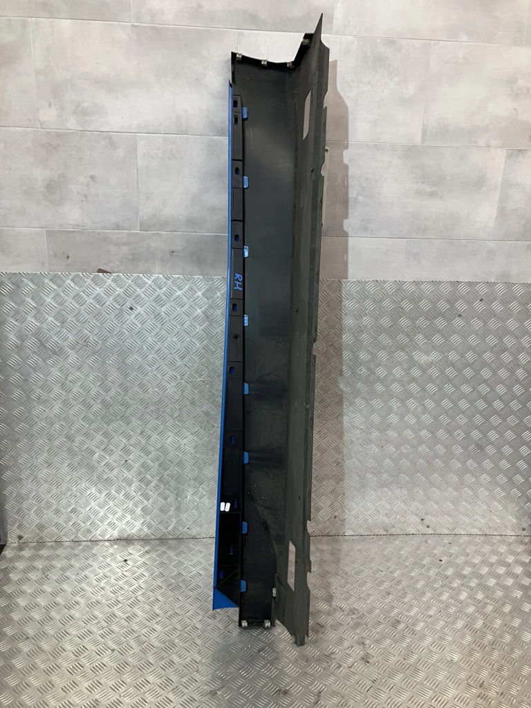 фото №2, Молдинг порог правая bmw i3 i01 lci