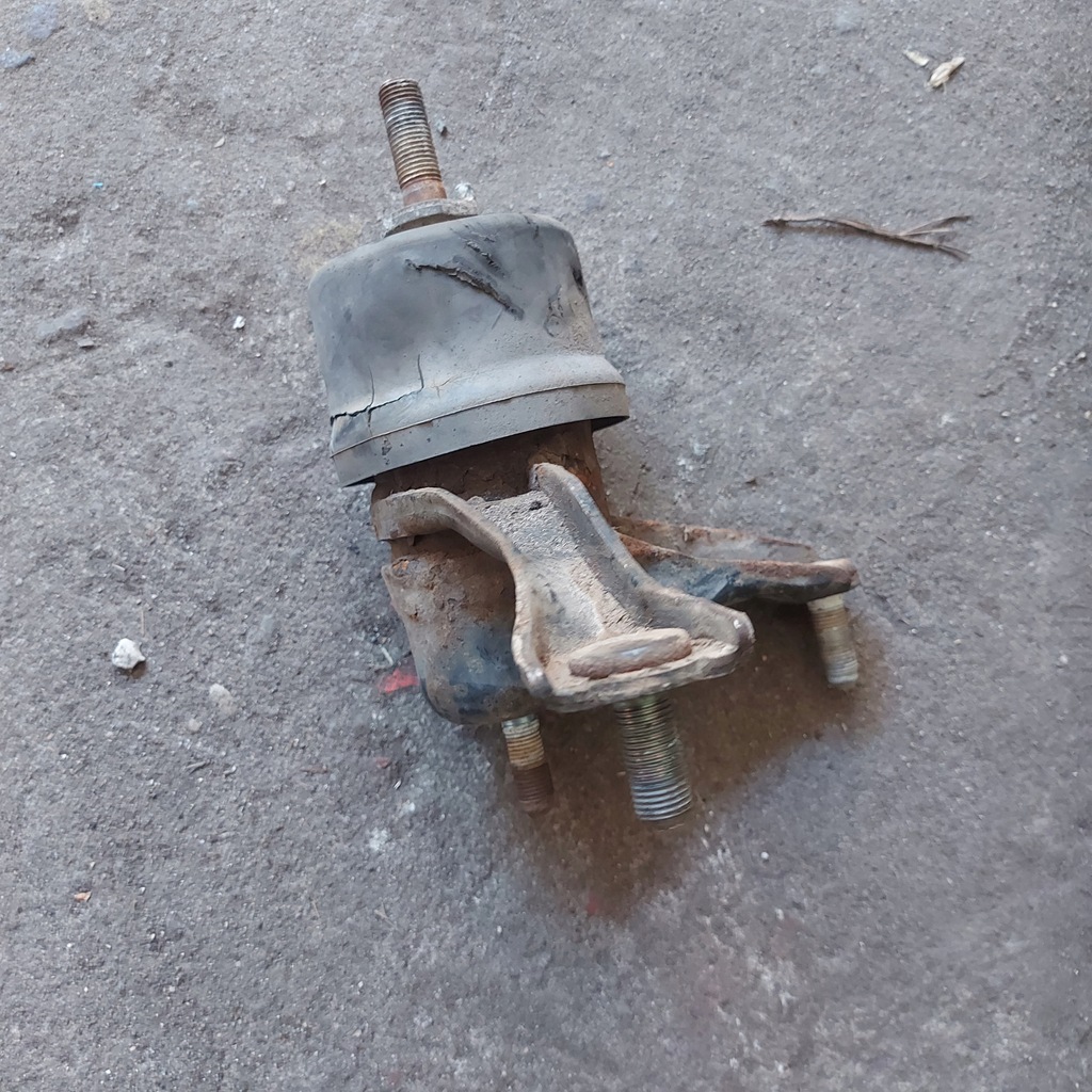 фото №2, Подушка кронштейн двигуна lexus rx300 ii