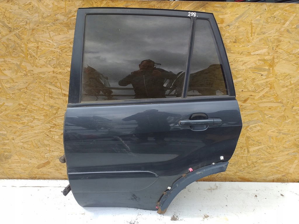 фото №1, Toyota rav4 ii дверь левый задняя левая задние 5d