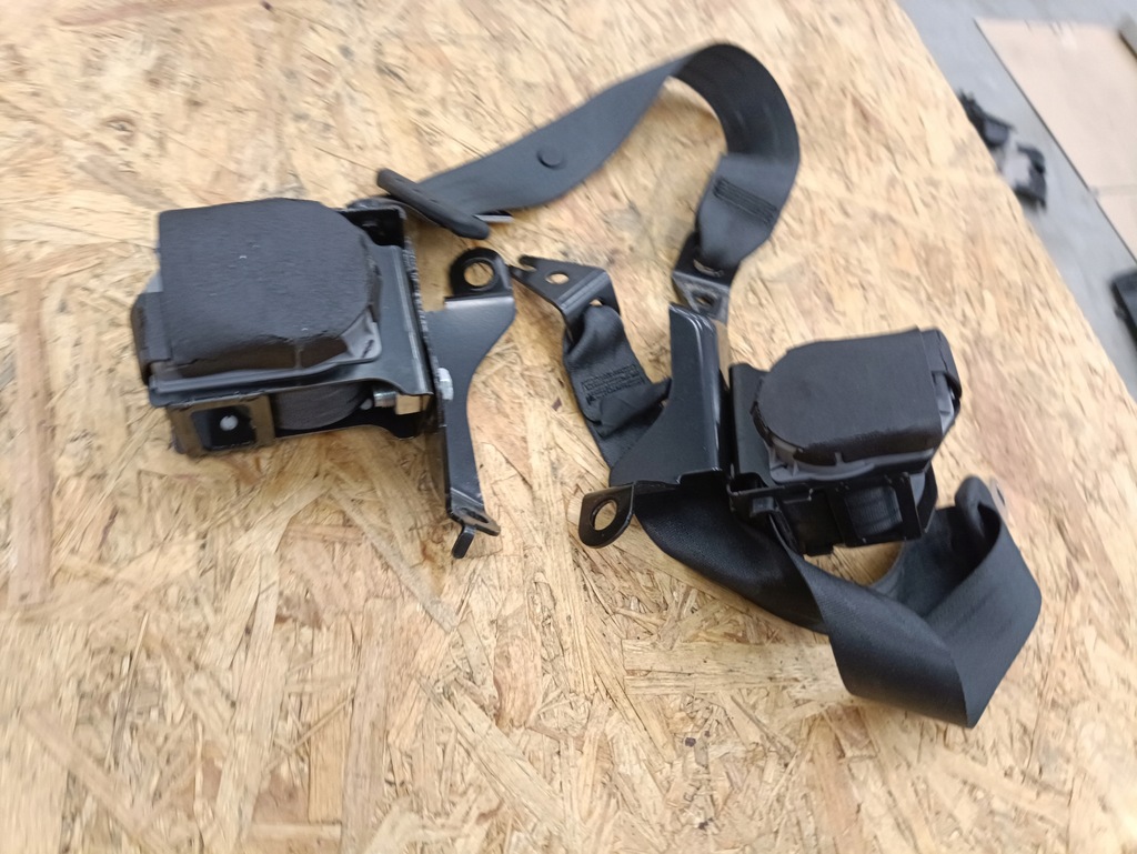 фото №1, Mazda 3 bp iv usa sedan pas безопасности задняя левый правый