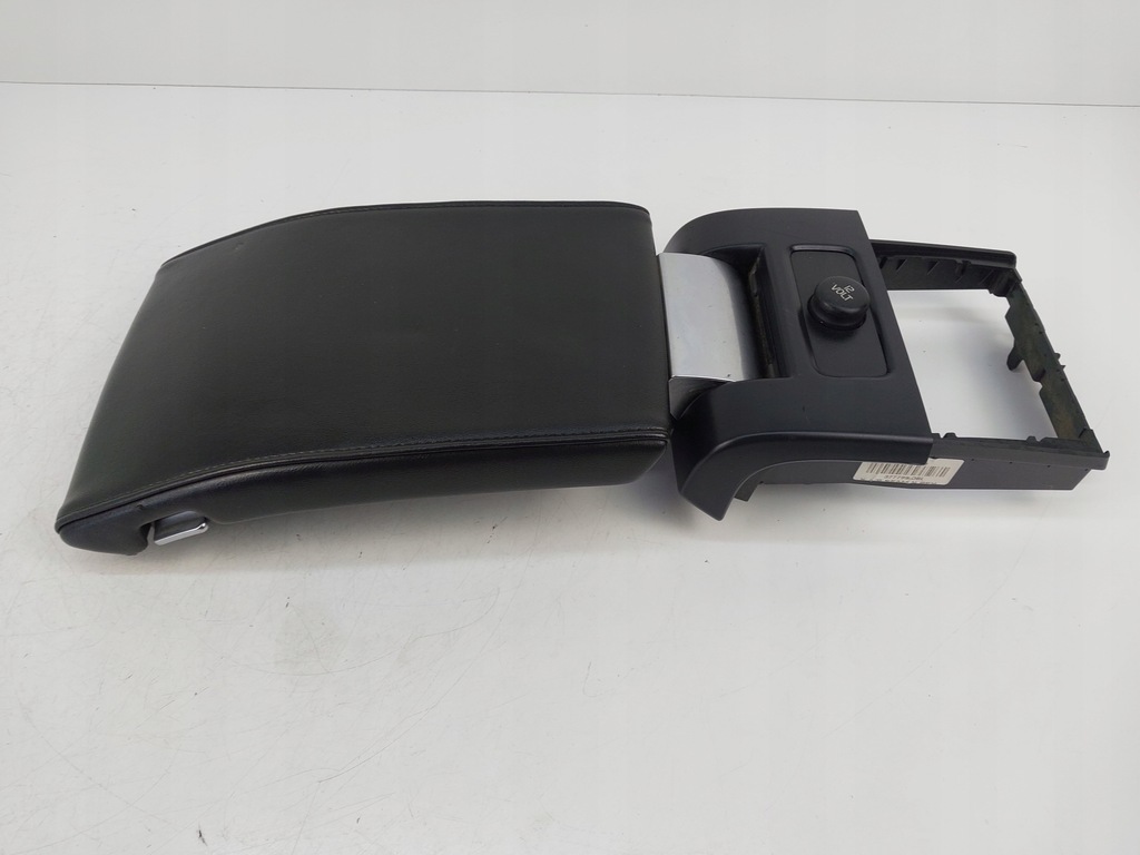 фото №5, Подлокотник средний кожа 377799 volvo v70 iii xc70 ii s80 ii