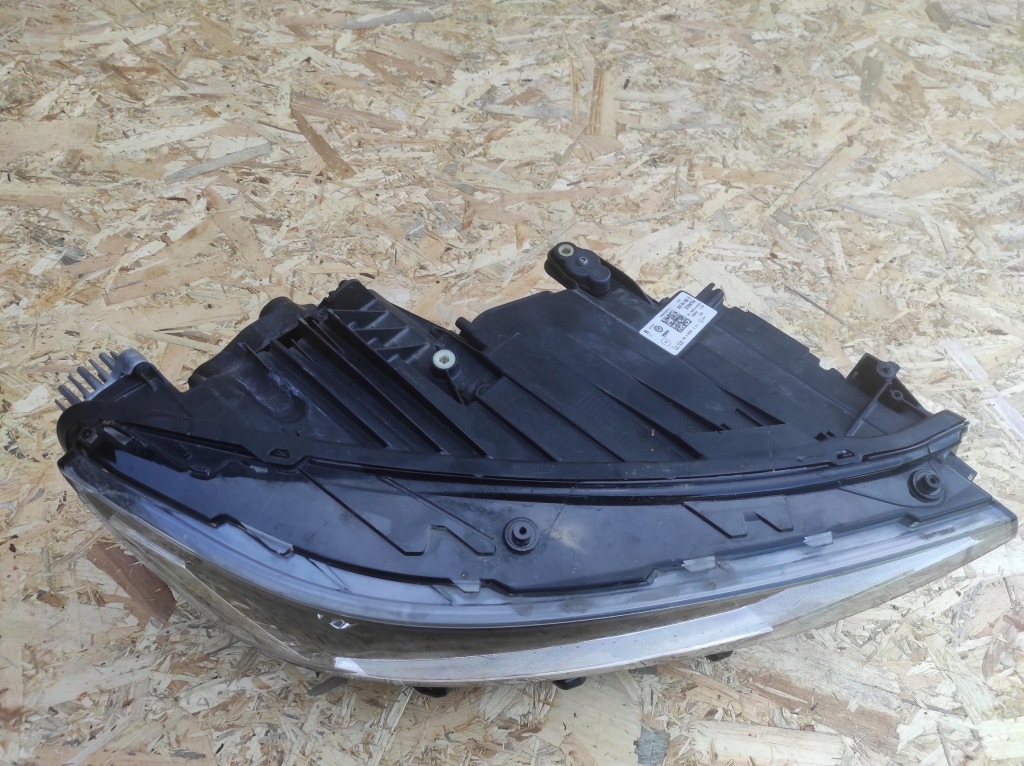 Фара правый  перед vw passat b8 full led в Украине