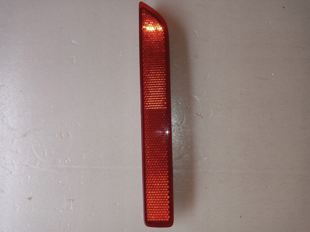 фото №1, Nissan leaf 2 ii отражатель бампера правый