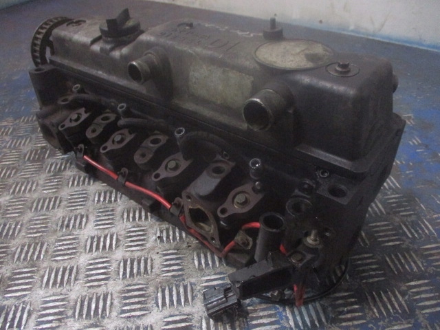 Купити Ford focus mk11.8tddi головка 1s4q6090ab вали розподільного валу кришка клапанів