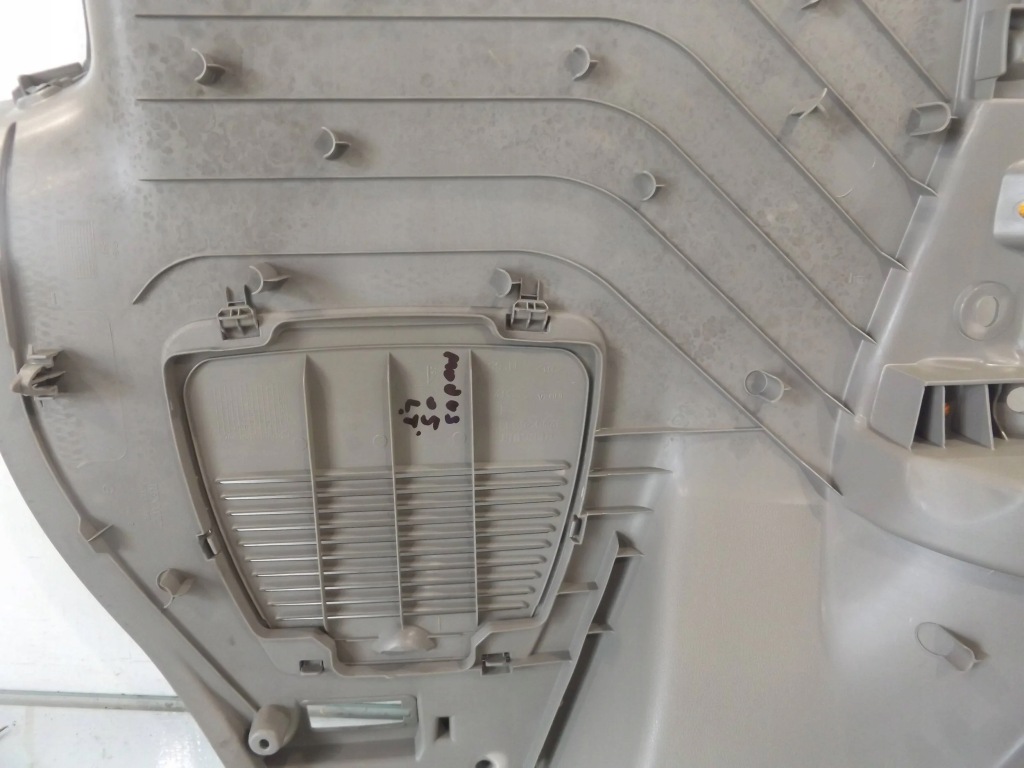 фото №4, Modus обшивка багажника лівий задня