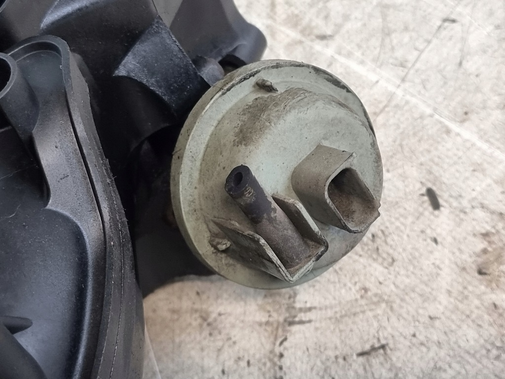 фото №11, Колектор всмоктуючий оригінальний номер lf2513100 mazda 6 gg 2.0 16v 104kw 04r