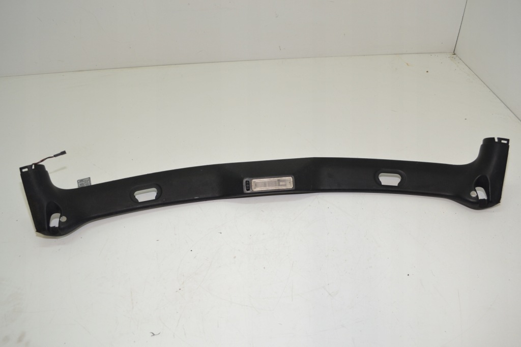 Купити Bmw z3 купе e36 захист заглушка молдинг середня 51168400252