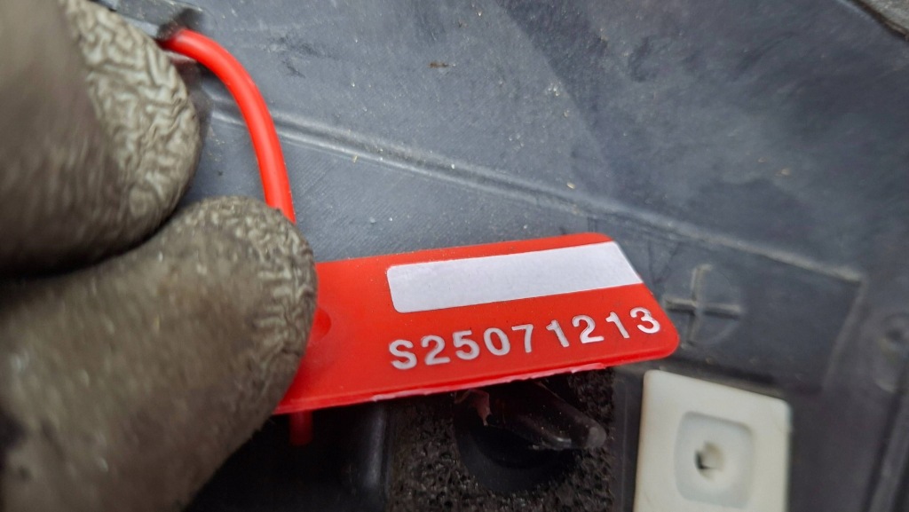 фото №8, Молдинг стойка правый перед 342053287 opel zafira c 2012-