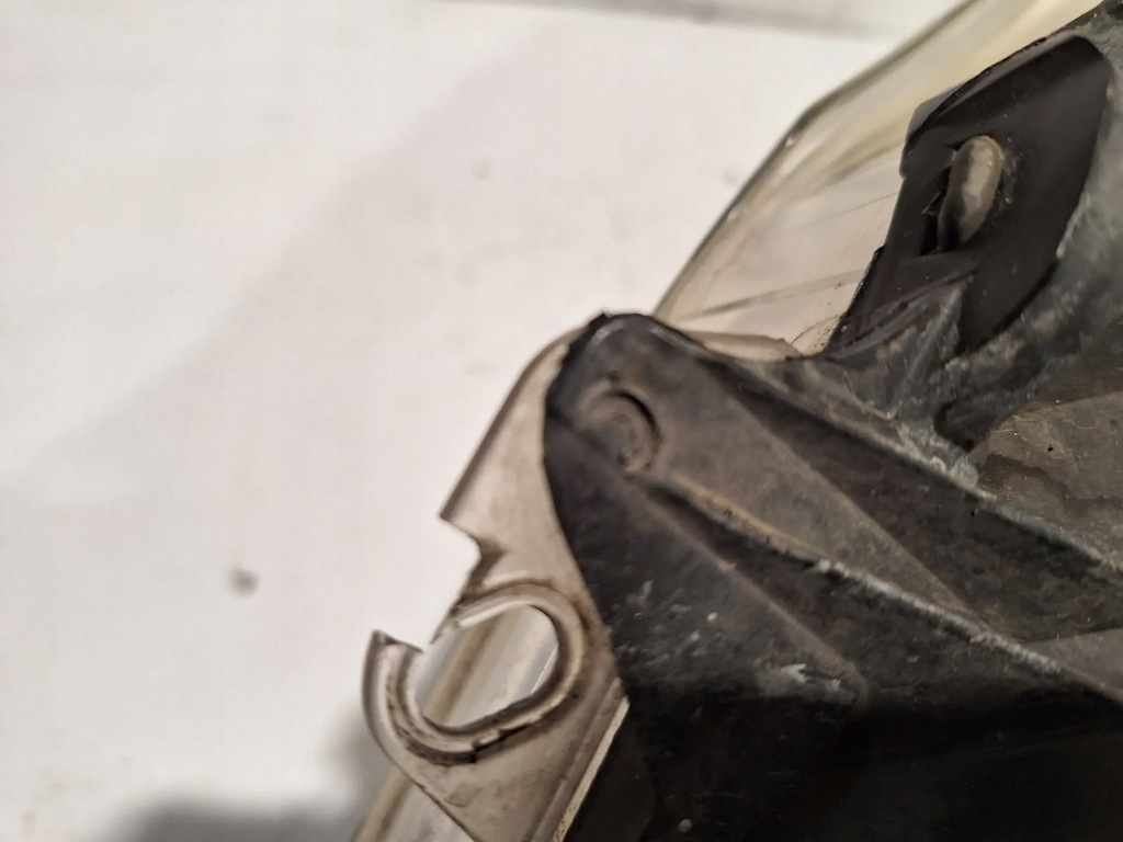 фото №11, Лампа перед правая 13186382 opel corsa d