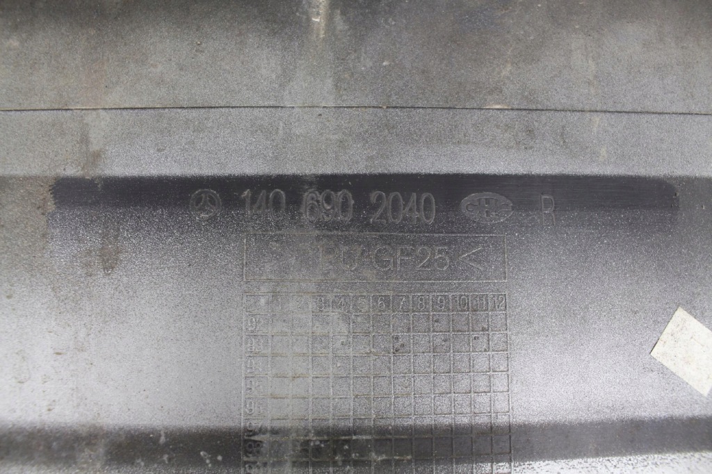 фото №4, Молдинг двері праве mercedes w140 cl coupe 1994