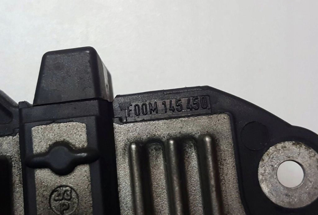 2011 mitsubishi outlander частина генератора f00m145315 в Україні