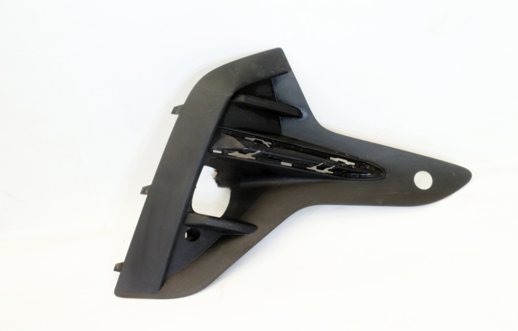 Купить Opel insignia b рестайлинг  заглушка решётка бампера правая 39148781