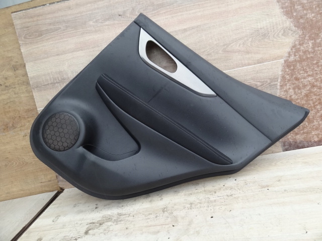 фото №1, Nissan qashqai ii 2018 оббивка двері правий задня