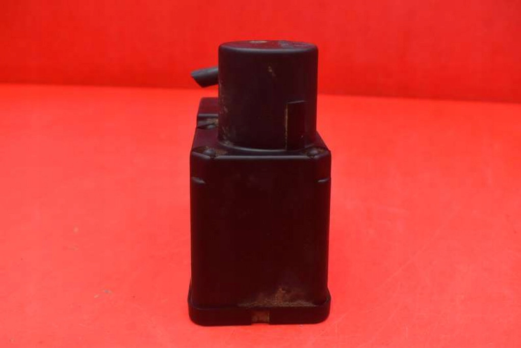 фото №6, Помпа центрального замка 4a0862257j audi a4 b5 94-99