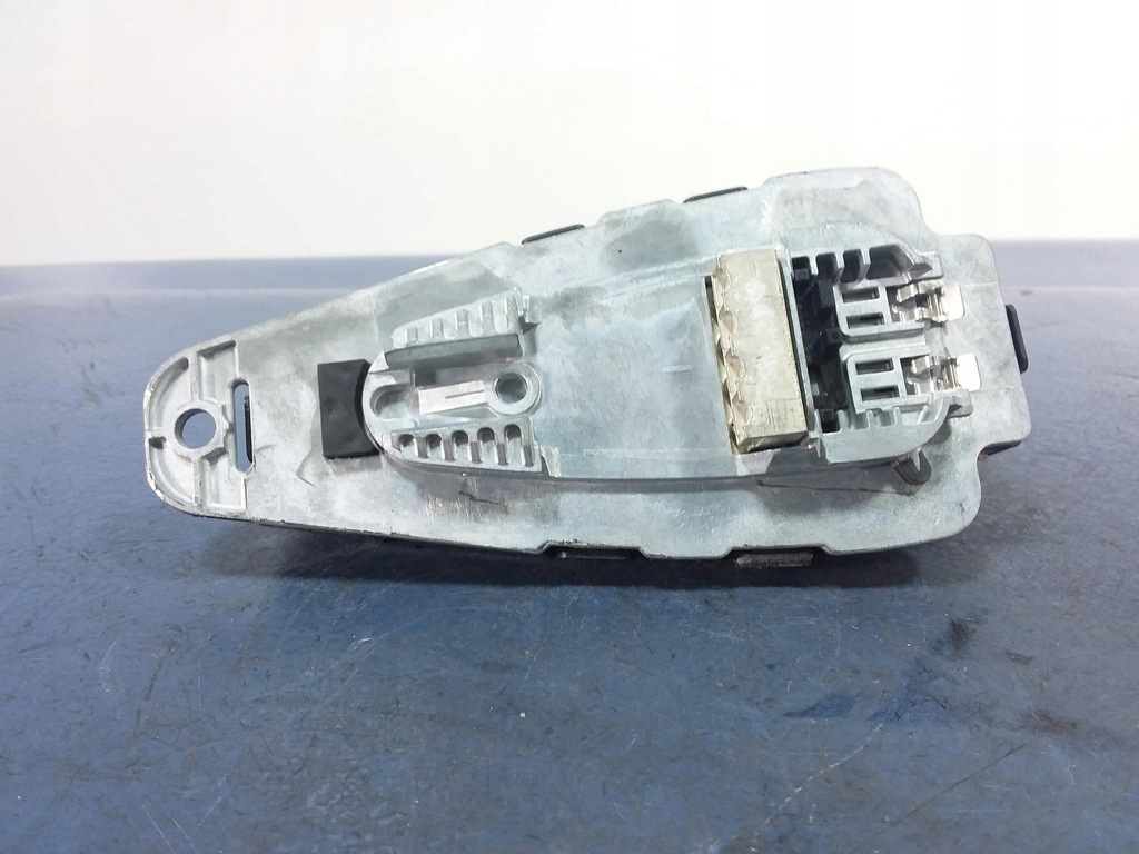 фото №8, Bmw 4 f32 f36 антена дахова gps 9303039