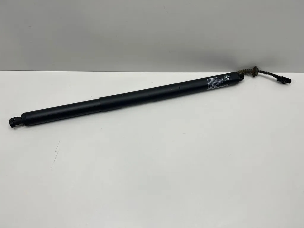 фото №1, Bmw 2 f46 привід кришки багажника 2696591