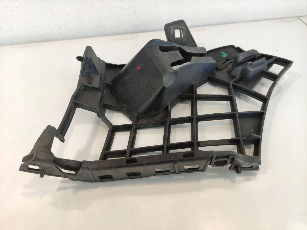 Mercedes-benz gla x156 напрямна бампера лівий перед a1568850621 Ціна