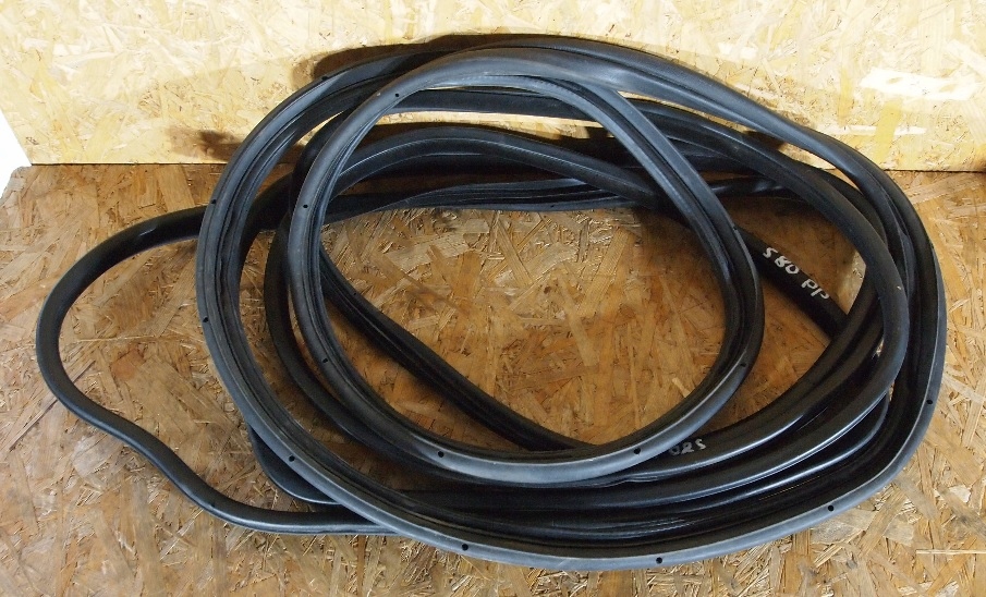 фото №1, Прокладка багажника volvo s80 1998 - 2006