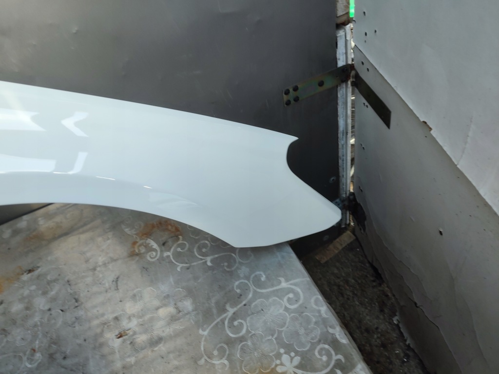 фото №8, Крила правий aluminiowy bmw 7 g11 g12 przedlift лак a300 alpineweiss