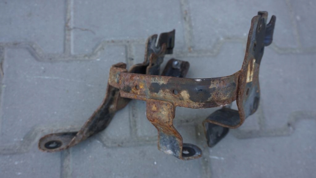 фото №1, Volvo s60 v60 cc - кронштейн насоса підсилювача