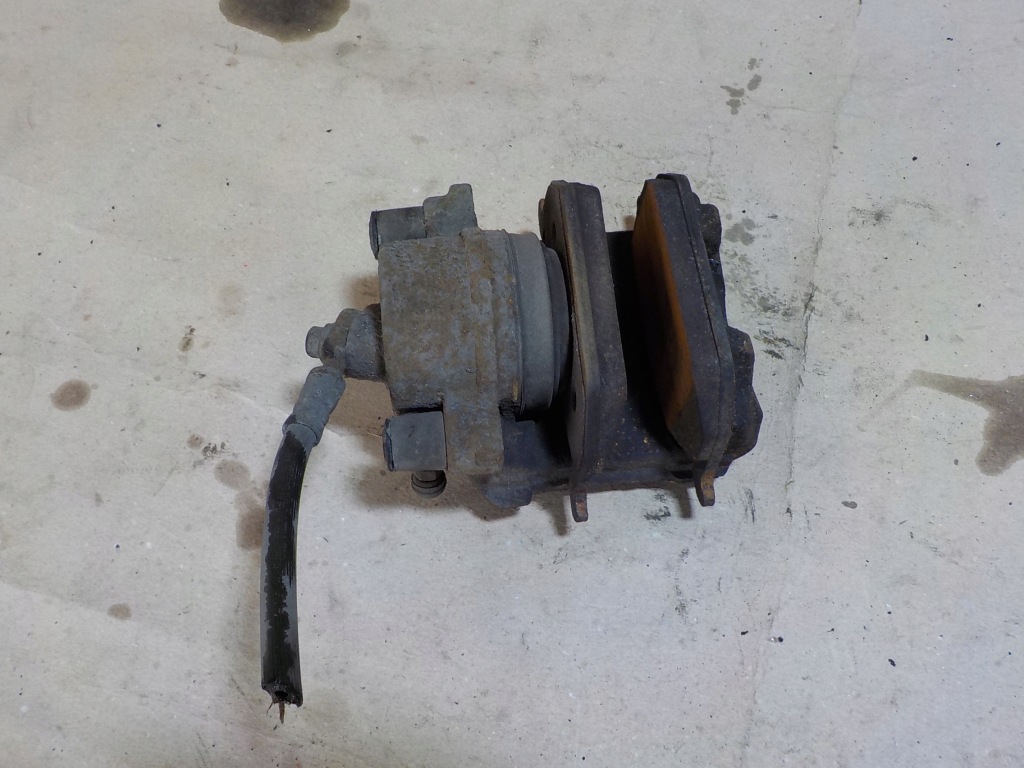 фото №3, Octavia iii суппорт левый перед 1.6 tdi