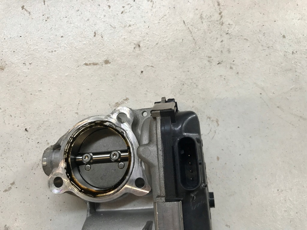 фото №2, Vw audi дросельна заслінка радіатора egr 059131477h