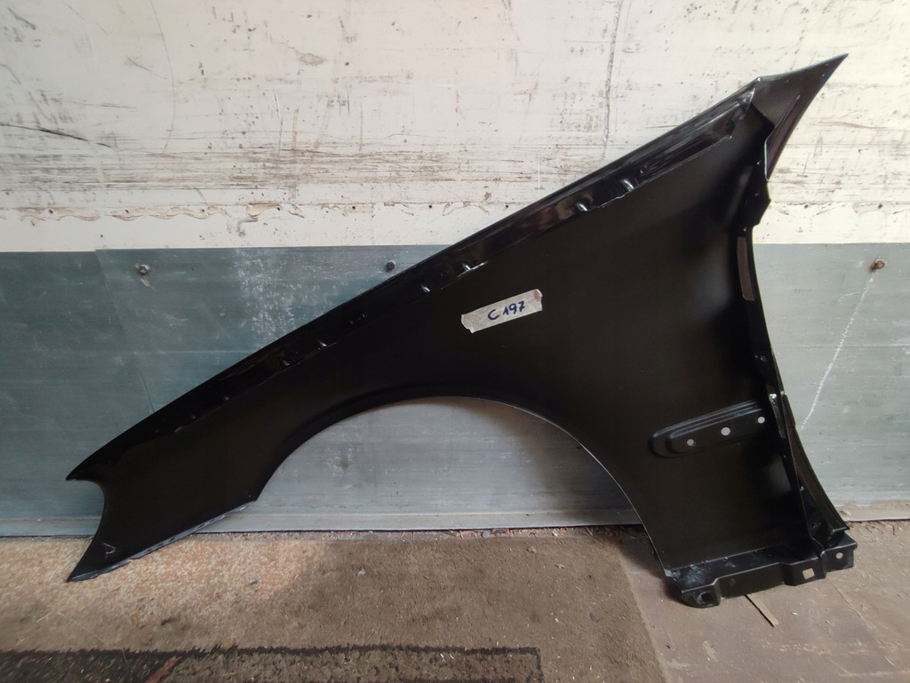 фото №10, Крила правий перед mercedes w203 c197