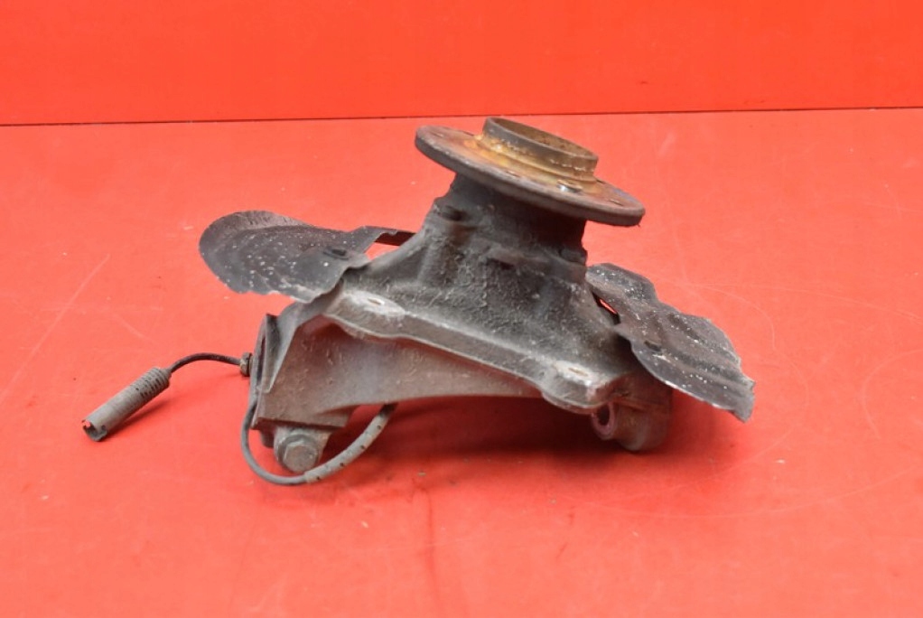 фото №5, Поворотный кулак правая перед bmw e93 3.0i 07r