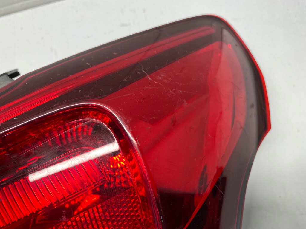 фото №6, Лампа задняя правая 9683115380 citroen ds3