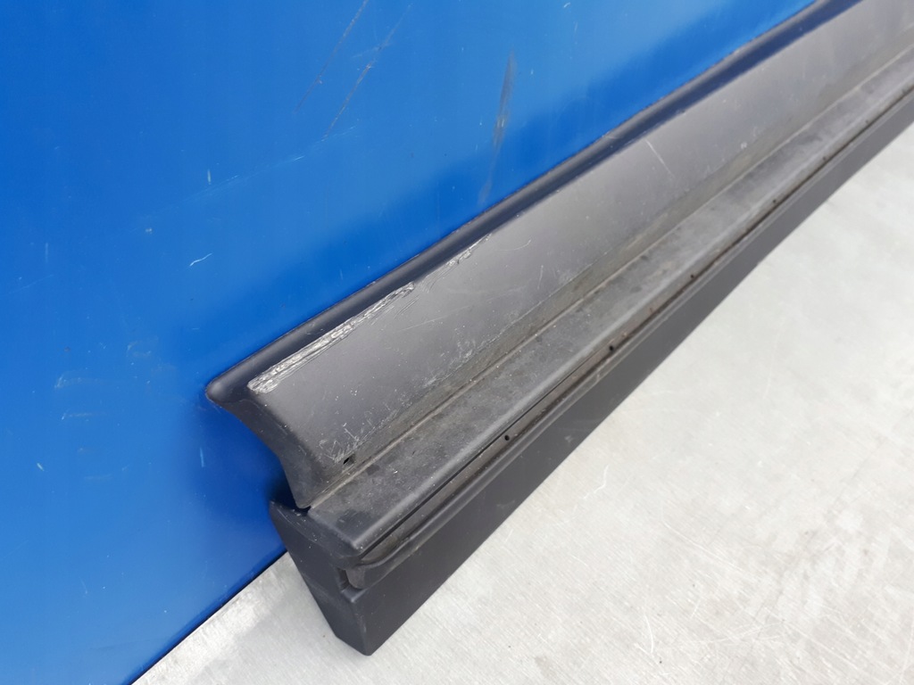 фото №2, Lexus rx200t rx450h 2015-2019 15-19 ліва передня молдинг na двері