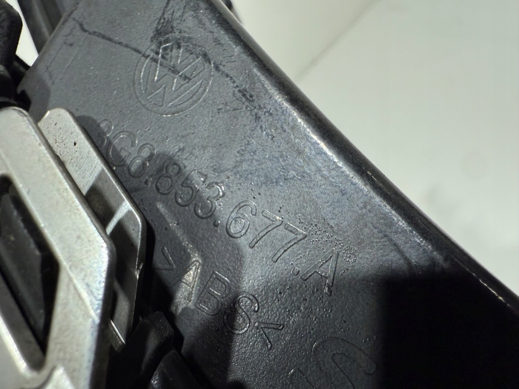 Volkswagen arteon 3g8 r-line решётка средняя перед Недорого