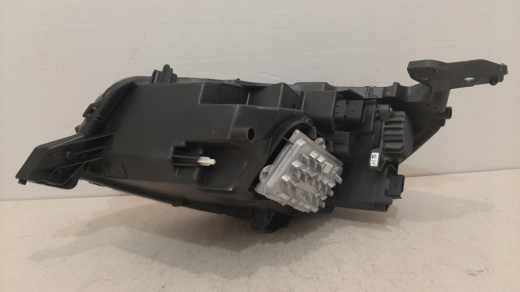 фото №4, Peugeot 208 новий model full led