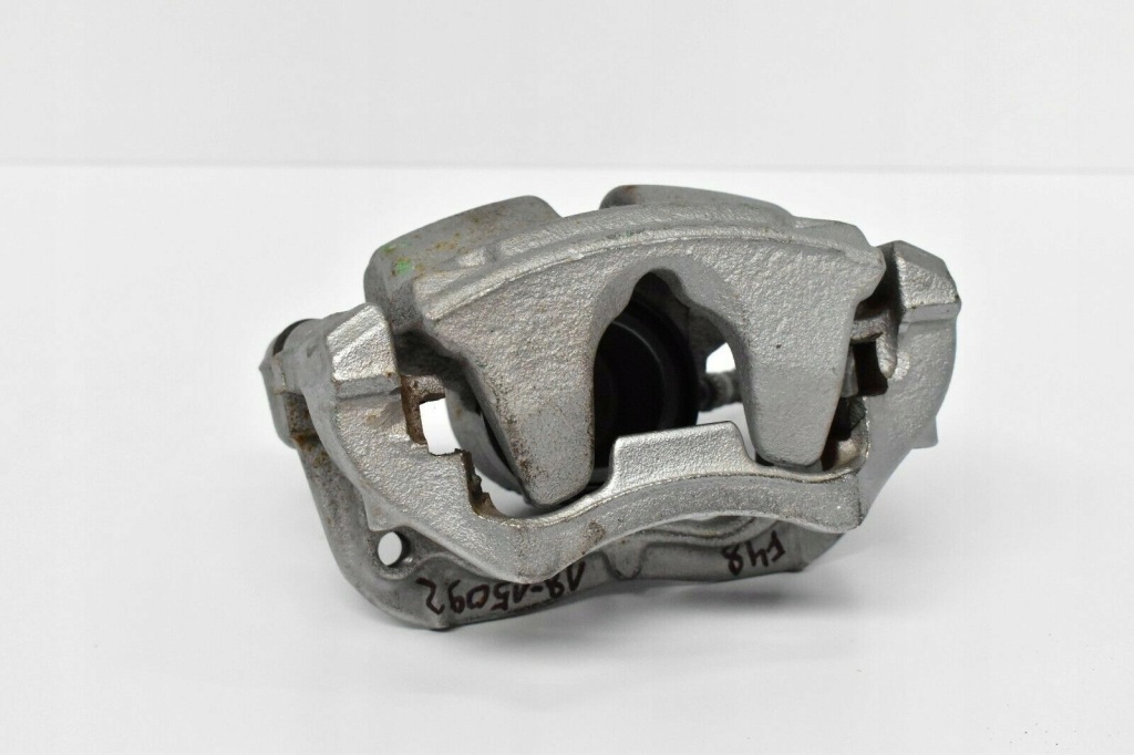 фото №1, Bmw f39 f40 f48 суппорт тормоза левый перед 10km!