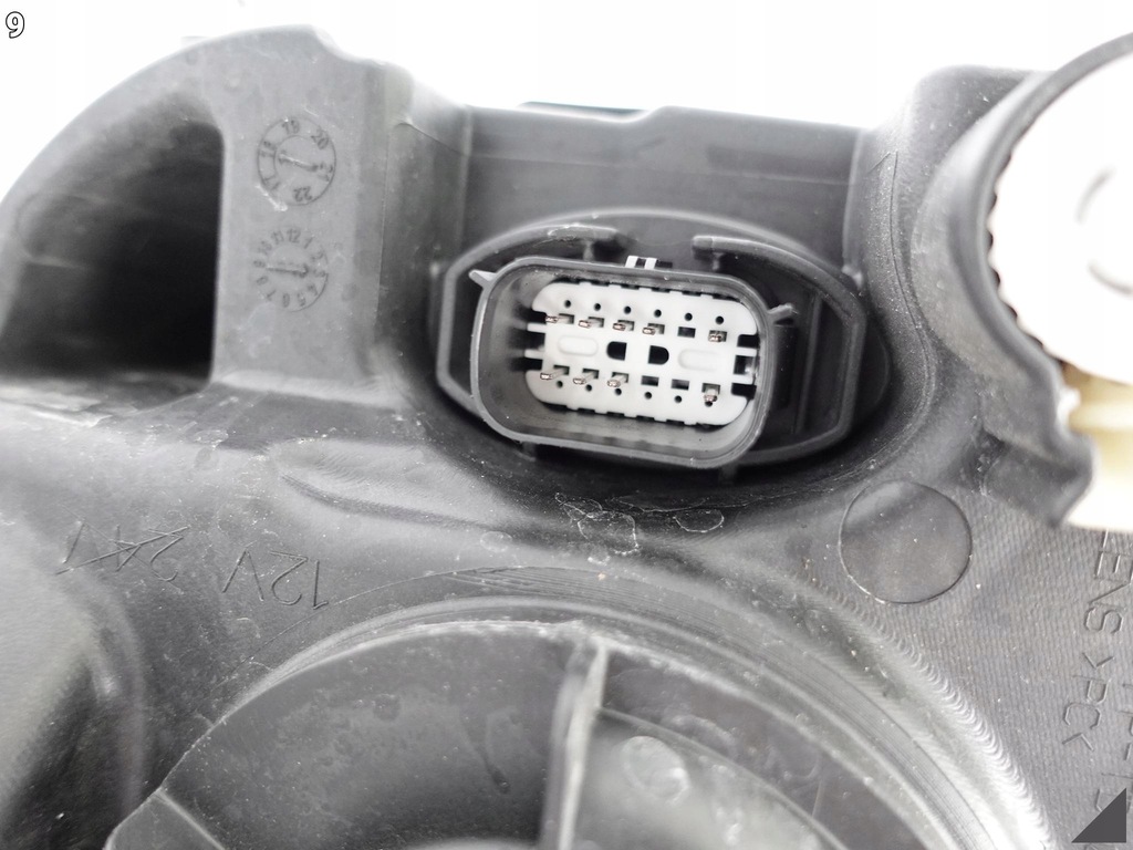 фото №10, Ford focus iv mk4 18- лампа обычная+ led правая eu