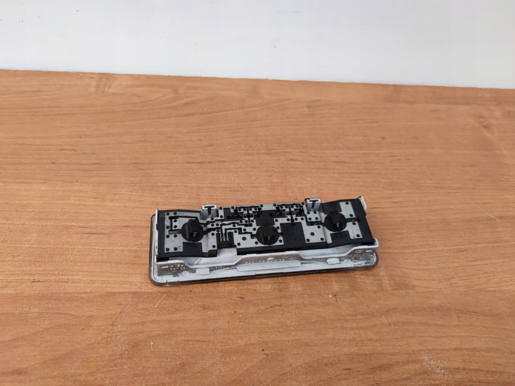 фото №2, Лампа освещение салона кабины bmw 3 e46