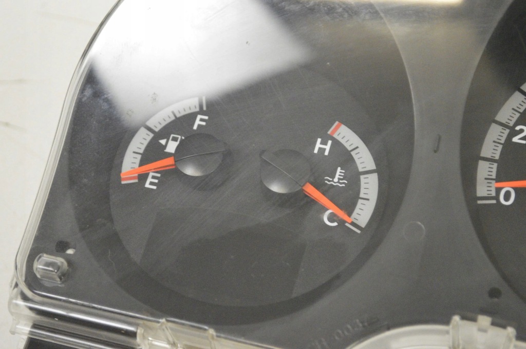 фото №2, Dodge nitro 2008 счетчик / спидометр