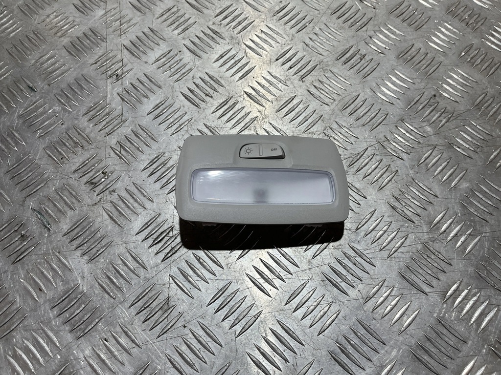 фото №1, Лампа потолочный задняя renault arkana 20-