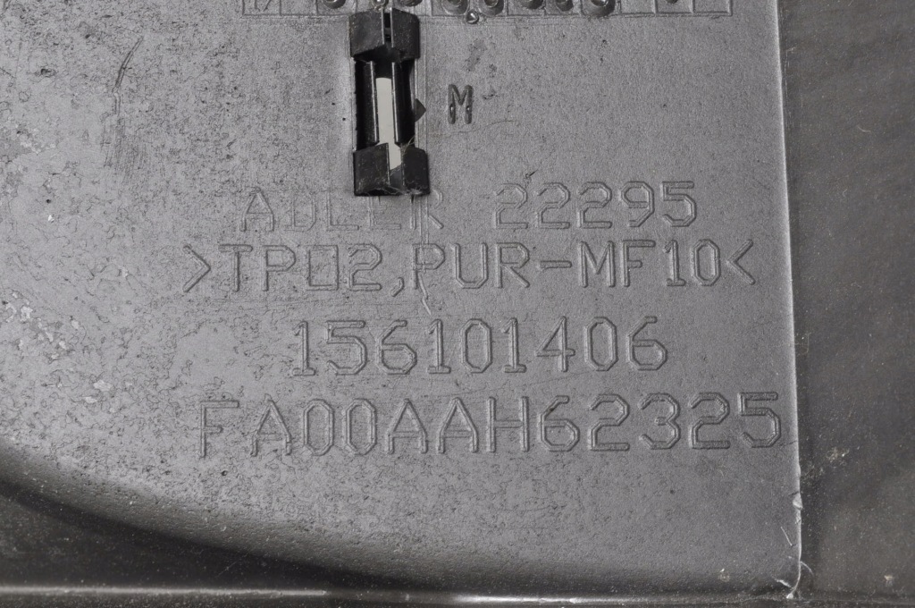 Alfa romeo 4c туннель средний 156101406 Недорого