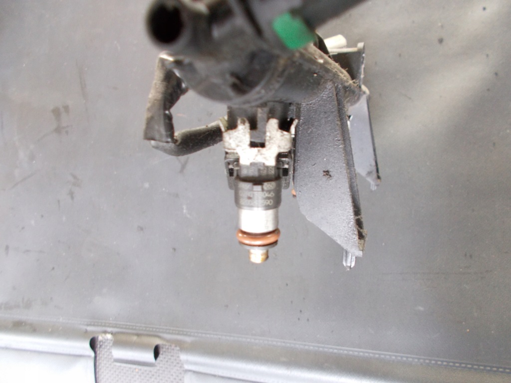 фото №3, Молдинг упорскування renault modus 1.2