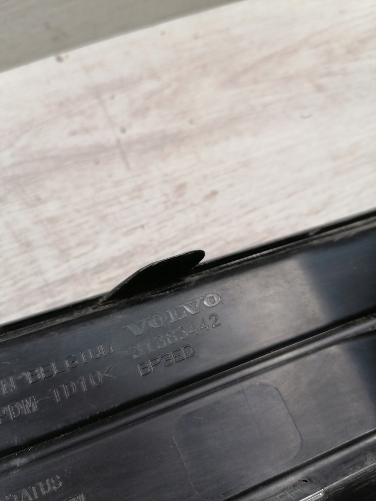 фото №9, Volvo xc90 ii решётка бампер правый перед 31383442