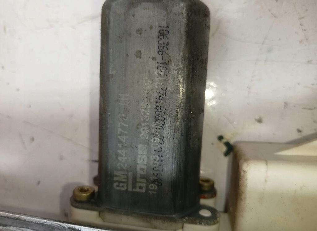 Element механизма стекло левый задний  opel signum Недорого