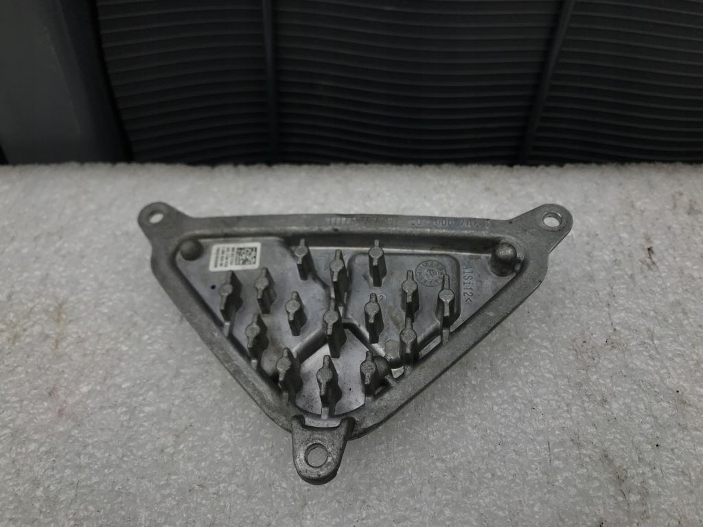 фото №1, Dacia duster ii правый модуль jeż преобразователь 17-