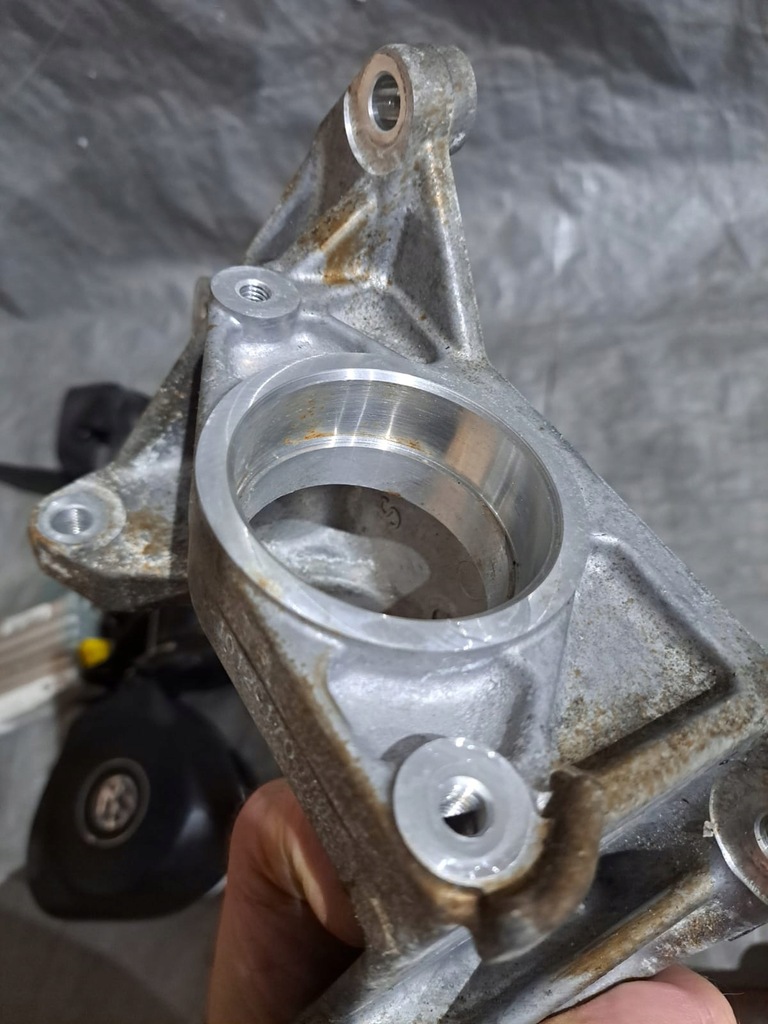 фото №10, Опора полуось nissan leaf ii