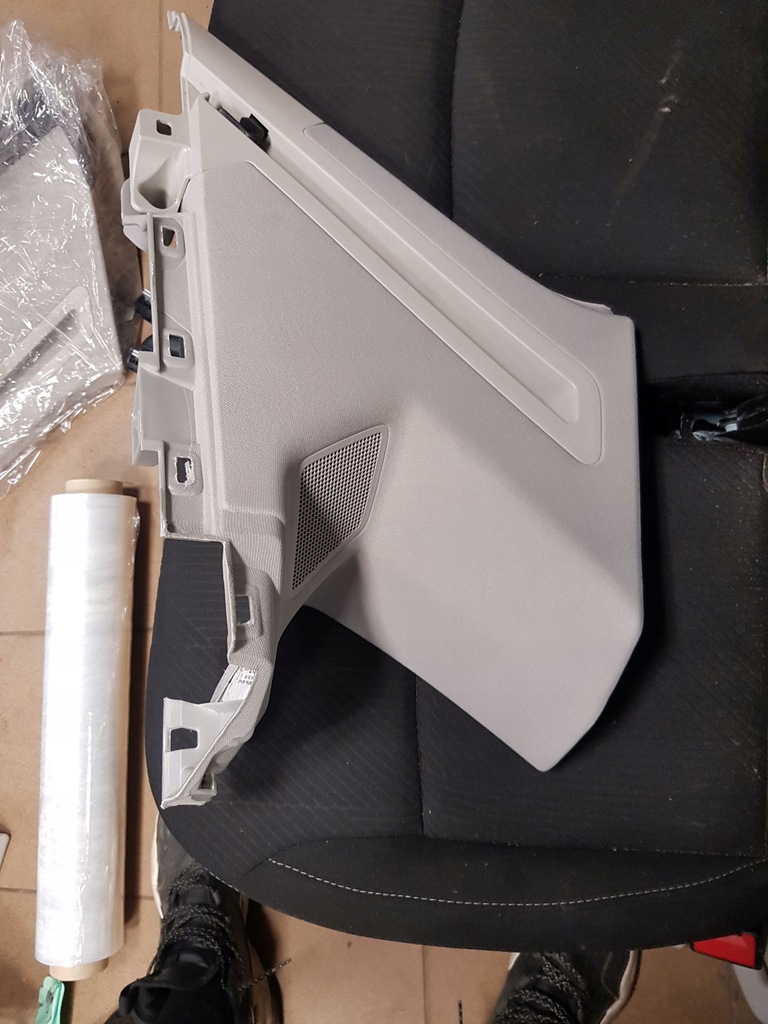 фото №1, Захист стійка лівий задня vw touareg iii dynaudio