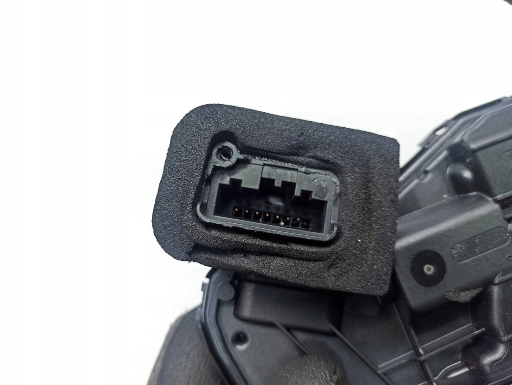 фото №15, Audi a1 2024 задняя сторона левая замки