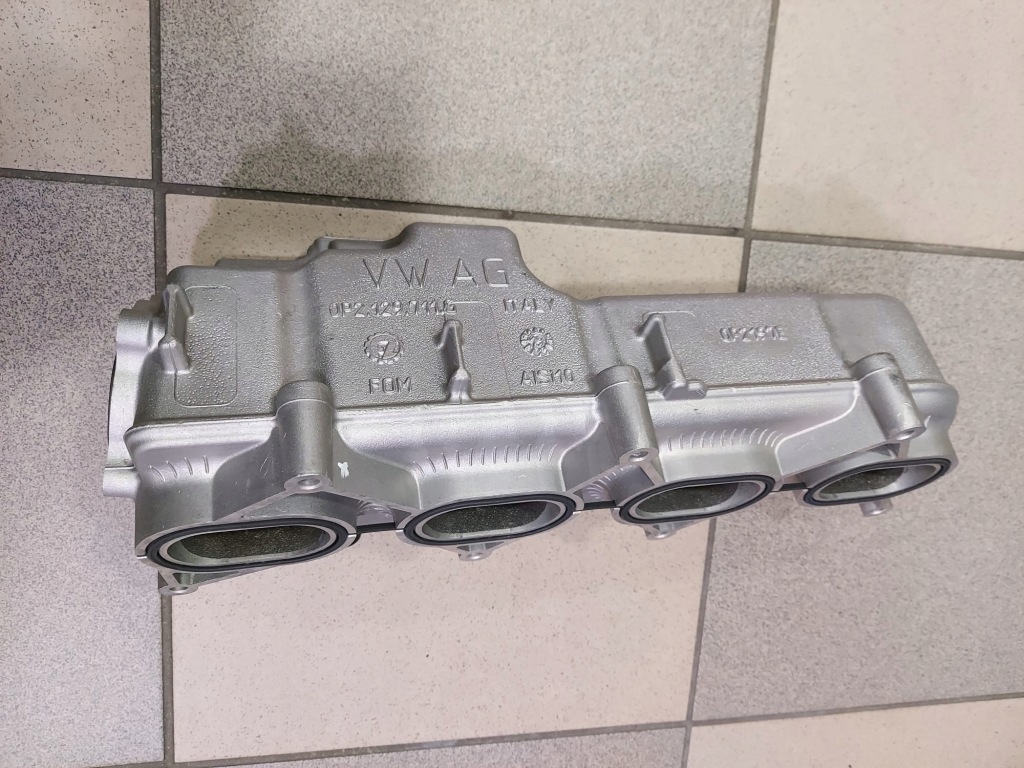 фото №5, Коллектор всасывающий audi 4.0tfsi 0p2129711g