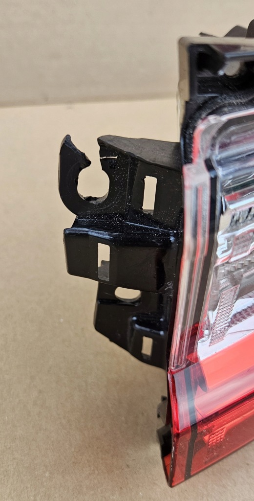 Фара задня ліва toyota corolla e21 седан 2018- led оригінал! 81560-02d21 Ціна