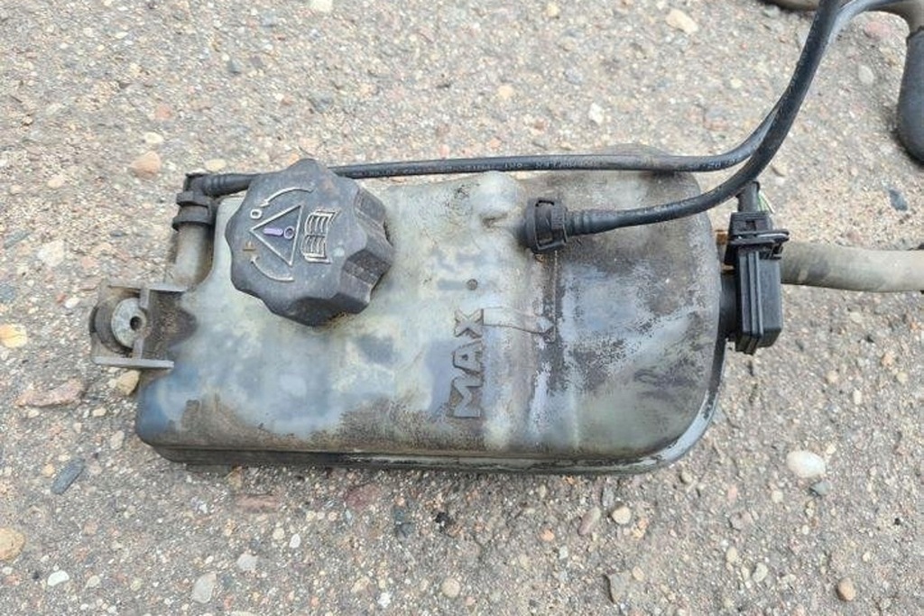 фото №6, Бачок розширювальний citroën berlingo mf 63299048 1.9l дизель 50kw