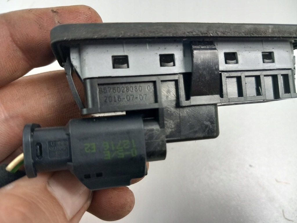 фото №6, Peugeot 308 t9 ручка кришки мікровимикач 9676028380