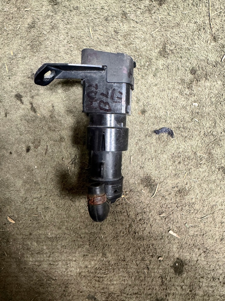 фото №1, Sprysk фара mazdy 3 bbp25182x